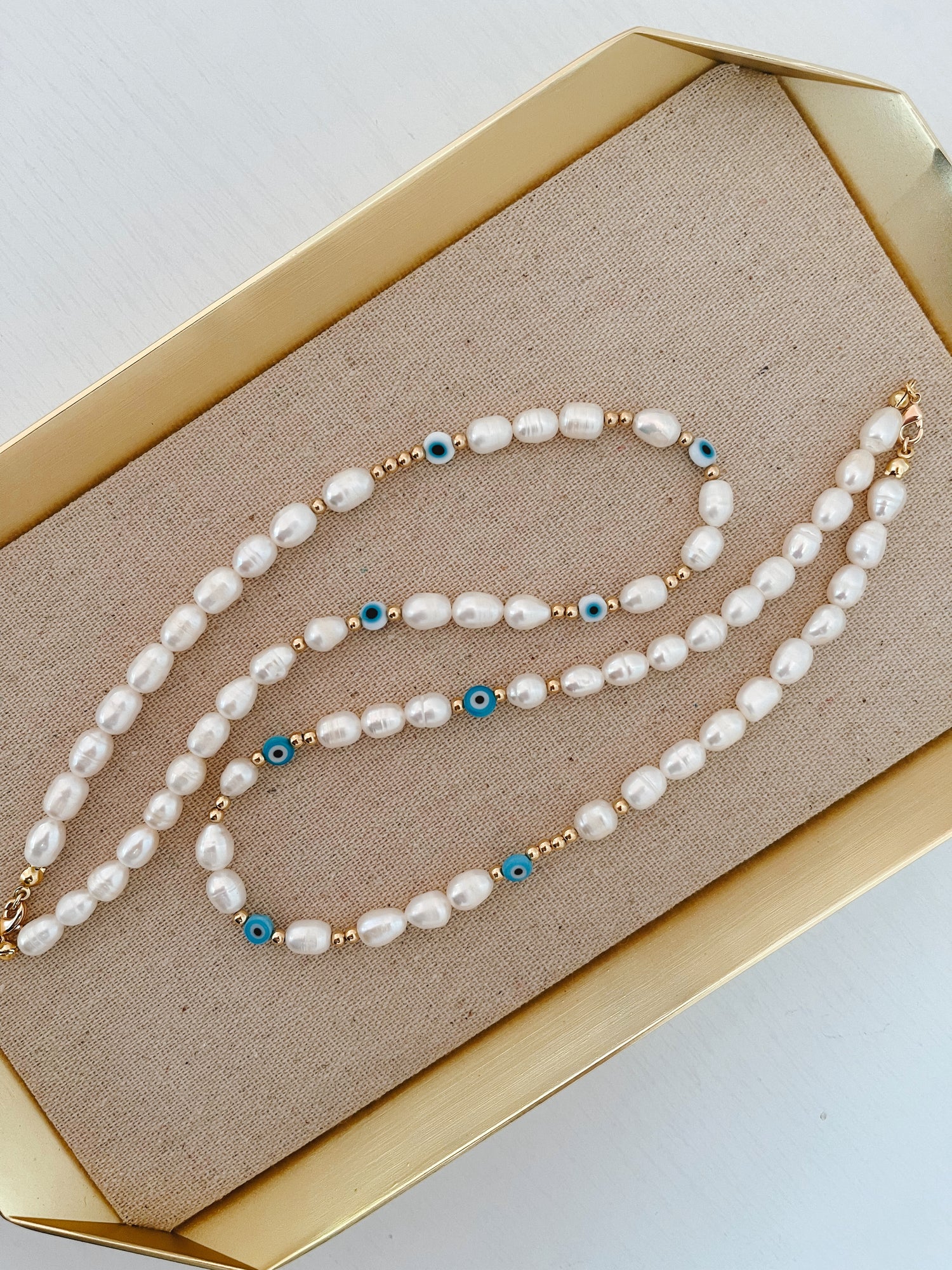 pearl choker